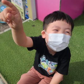 JHWORLD 스누피 마스크 정품 스누피 닥터클린 국내 아동용 성인용 3중 MB필터 일회용 덴탈마스크 50매 — 5점을 준 리뷰어가 2021년 9월 올린 사용 사진