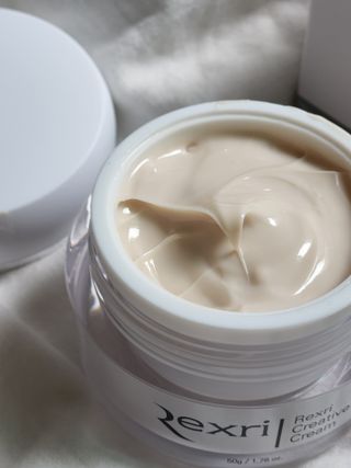 렉스리 크리에이티브 크림  Rexri Creative Cream — 5점을 준 리뷰어가 2022년 6월 올린 사용 사진
