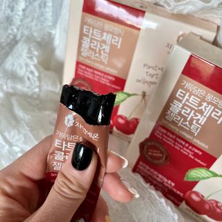 자연에온 가득담은 몽모랑시 타트체리 콜라겐 젤리스틱 — 5점을 준 리뷰어가 2020년 12월 올린 사용 사진