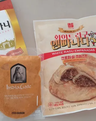 디케이식품(주) 화이트라구 엠빠나다 — 5점을 준 리뷰어가 2023년 2월 올린 사용 사진