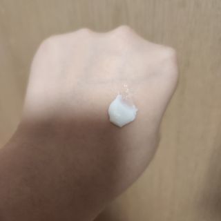 젠바이오 코스메틱스 젠바이오수딩크림]   가려운 피부 & 아토피 원픽 크림 — 5점을 준 리뷰어가 2022년 7월 올린 사용 사진