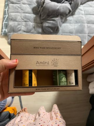 아미니 플라워 테라피 바디워시  5종키트 — 5점을 준 리뷰어가 2021년 1월 올린 사용 사진