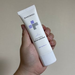바노바기 코스메틱 바노바기 밀크씨슬 리페어 시카 선스크린 플러스 50ml — 5점을 준 리뷰어가 2023년 2월 올린 사용 사진