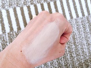 약손명가코스메틱 에오스보떼 블라인드 비비크림 50ml — 5점을 준 리뷰어가 2021년 9월 올린 사용 사진