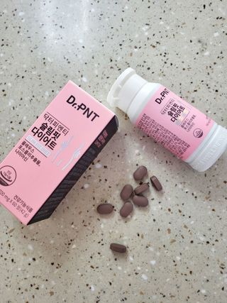 닥터피엔티 [Dr.PNT] 하루 2알로 건강한 다이어트! 한겨울에도 체지방만 쏙~ 슬림핏 다이어트 — 5점을 준 리뷰어가 2023년 2월 올린 사용 사진