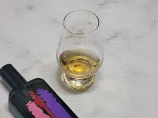 라쿰 서울위스키 헤어퍼퓸 (헤어에센스/오일) 100ml — 4.5점을 준 리뷰어가 2023년 4월 올린 사용 사진