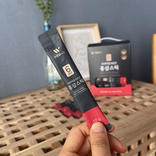 [푸름웰니스] 프리미엄 6년근 홍삼스틱 3mg x 100포 — 5점을 준 리뷰어가 2022년 3월 올린 사용 사진