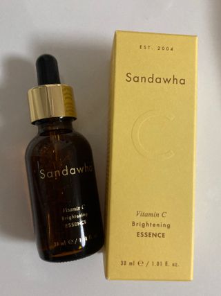 스킨큐어 산다화 비타민c 화이트닝 에센스 30ml — 4점을 준 리뷰어가 2024년 1월 올린 사용 사진