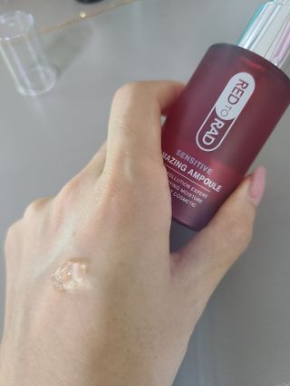 레드투래드 센서티브 어메이징 앰플 30ml — 3.5점을 준 리뷰어가 2021년 8월 올린 사용 사진