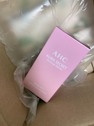 AHC 아우라 시크릿 톤업 벨벳 — 4.5점을 준 리뷰어가 2021년 4월 올린 사용 사진