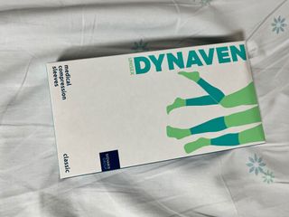 시그바리스 다이나벤 의료용 압박 스타킹 [종아리형] 여름철 다리 붓기 관리 하지정맥류 예방 — 5점을 준 리뷰어가 2024년 6월 올린 사용 사진