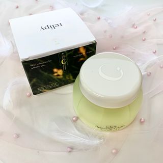 카오리온코스메틱스 사카로미세스와 시카의 만남        릴리피 릴렉싱 크림 진정한 탄력을 경험해보세요 — 4.5점을 준 리뷰어가 2021년 8월 올린 사용 사진