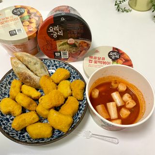 나우  [요리궁리] B타입 ( 매콤, 치즈, 매콤까르보 ) 꽃떡볶이 6개입 세트 — 5점을 준 리뷰어가 2025년 3월 올린 사용 사진