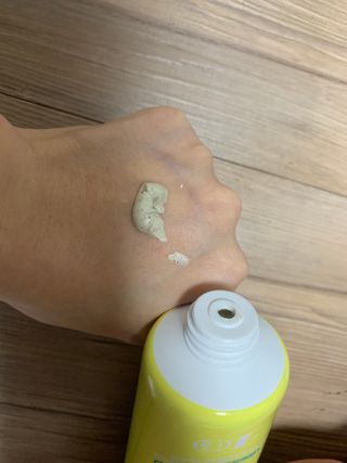 IO 아이오 오늘도 넌 눈부셔 - 데일리 스크럽 클렌징폼 — 5점을 준 리뷰어가 2021년 2월 올린 사용 사진