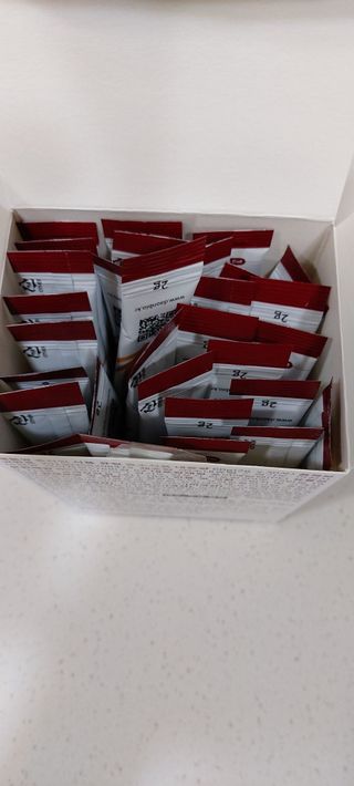 하루 1포로 콜레스테롤, 유산균, 고역가 소화효소까지 한번에 섭취! 다온바이오 홍자임 1개월분(30포) — 4점을 준 리뷰어가 2022년 12월 올린 사용 사진