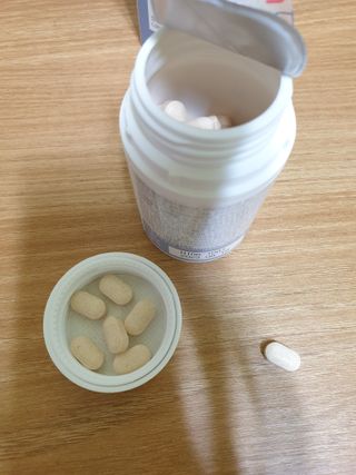 프리마인 평생 써야하는 관절의 건강을 위한 완벽설계 솔루션 관절n마디케어 플러스 120정 — 5점을 준 리뷰어가 2021년 10월 올린 사용 사진