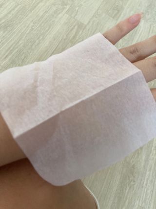 [갸스비] 메이크업은 그대로, 피지만 쏙 - BB킵 오일컨트롤 파우더 페이퍼 — 4점을 준 리뷰어가 2021년 7월 올린 사용 사진
