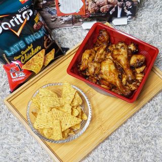 롯데제과 도리토스 갈비천왕치킨맛 X 굽네 갈비천왕 — 5점을 준 리뷰어가 2021년 7월 올린 사용 사진