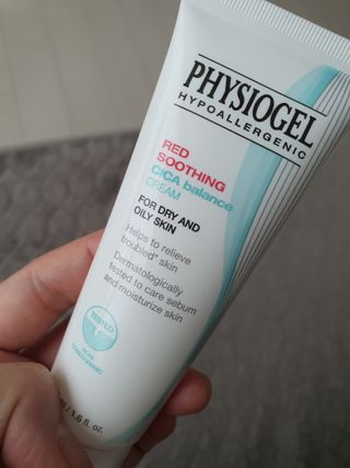 피지오겔 레드수딩 시카밸런스 크림 50ml — 5점을 준 리뷰어가 2022년 4월 올린 사용 사진