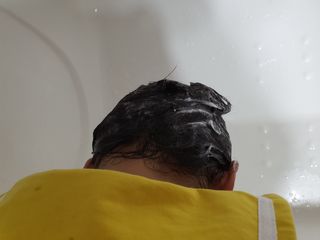 디어 유산균 앤 콜라겐 샴푸 — 4점을 준 리뷰어가 2021년 2월 올린 사용 사진