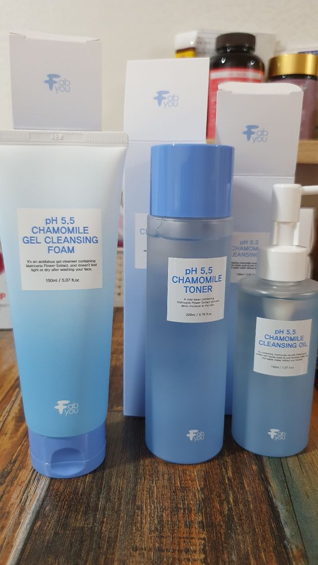 페브유 pH5.5 캐모마일 젤 클렌징 폼 + 클렌징 오일 + 토너 3종 세트 리뷰 사진