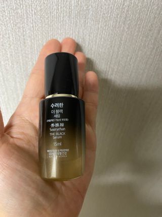 수려한 더블랙세럼 15ml — 5점을 준 리뷰어가 2022년 3월 올린 사용 사진