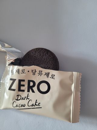 ZERO (초콜릿 칩 쿠키, 카카오 케이크, 후르츠 젤리, 아이스 콜라, 아이스 초코바) — 4.5점을 준 리뷰어가 2022년 6월 올린 사용 사진