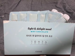 아므_이너뷰티 라이트 앤 딜라이트 밀 민트 초코 — 4점을 준 리뷰어가 2021년 7월 올린 사용 사진