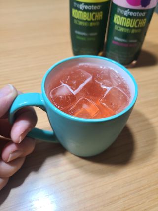 더그레잇티 콤부차 300ml *12개입 (오리지널 6개+베리리치 6개) — 4점을 준 리뷰어가 2022년 7월 올린 사용 사진