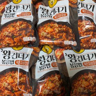 한성기업 무볼레 왕건더기 볶음밥 묵은지삼겹살 — 5점을 준 리뷰어가 2021년 11월 올린 사용 사진