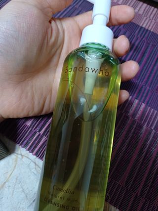 스킨큐어 산다화 순한 클렌징 동백 오일 200ml — 5점을 준 리뷰어가 2023년 3월 올린 사용 사진
