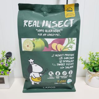 [푸디웜] 라포그  리얼인섹트 웨이트밸런스 저알러지 강아지 사료  1.2KG — 5점을 준 리뷰어가 2021년 7월 올린 사용 사진
