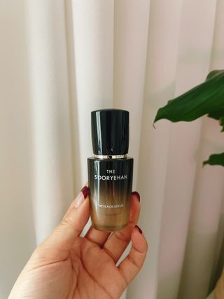 수려한 더블랙세럼 15ml — 3.5점을 준 리뷰어가 2022년 3월 올린 사용 사진