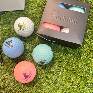 더위치골프(thewitchgolf) 프리미엄 골프 공 더위치골프 매트 펄 컬러의 3피스볼 더위치골프 골프볼 선물세트 — 5점을 준 리뷰어가 2023년 9월 올린 사용 사진
