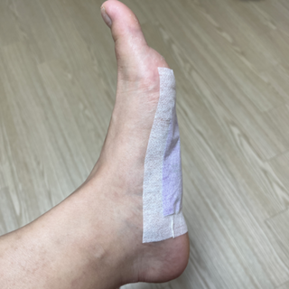 [레제르] 아로마 수액패치 발패치 30매입 -라벤더향/유칼립투스향/대나무향 — 5점을 준 리뷰어가 2022년 11월 올린 사용 사진