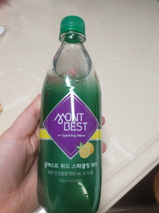 몽베스트 Montbest with Sparkling water Lemon OR Lime 20병(랜덤) — 5점을 준 리뷰어가 2022년 12월 올린 사용 사진