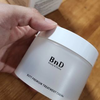 비엔디 프리용[한/영]BnD 바디 주름개선 엉덩이크림 — 5점을 준 리뷰어가 2024년 11월 올린 사용 사진