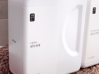 [생활공작소] 섬유유연제 + 세탁세제 1.5L 릴리향 — 4점을 준 리뷰어가 2021년 2월 올린 사용 사진