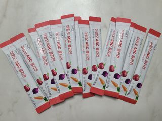 아임오 ABC 콜라겐 젤리 14포 — 5점을 준 리뷰어가 2021년 10월 올린 사용 사진