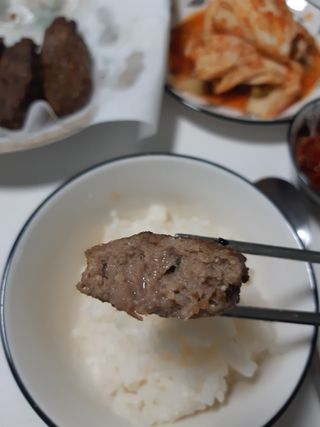한성기업 명란한 떡갈비 — 5점을 준 리뷰어가 2021년 9월 올린 사용 사진