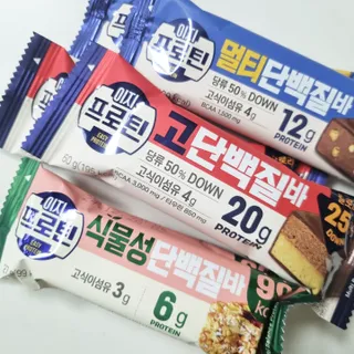 이지프로틴바 3종x각 2ea (고단백질바, 멀티단백질바, 식물성단백질바) — 5점을 준 리뷰어가 2024년 3월 올린 사용 사진