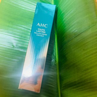 [NEW 탄력유턴 아이크림] AHC 유스 래스팅 리얼 아이크림 포 페이스 — 4.5점을 준 리뷰어가 2021년 1월 올린 사용 사진