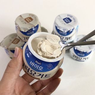 매일바이오 그릭요거트 오리지널 플레인 4개, 로스터리 커피믹스 4개 — 5점을 준 리뷰어가 2021년 12월 올린 사용 사진