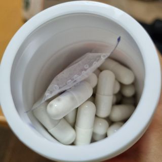 프리마인 성큼다가온 봄, 이너뷰티를 챙겨야 피부도 화사하게, 컨디션도 활기차게. 흡수율을 높인 고효율 비타민. — 3.5점을 준 리뷰어가 2022년 9월 올린 사용 사진
