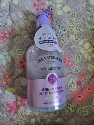 벨먼 내추럴스파 수분광채 스크럽 바디워시 600ml 5종 — 5점을 준 리뷰어가 2022년 5월 올린 사용 사진