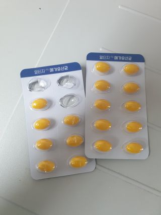 [이롬] 알티지 메가유산균 1 개월분 (490mgx30캡슐x2개입) — 5점을 준 리뷰어가 2022년 6월 올린 사용 사진