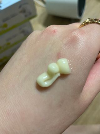 [NEW 탄력유턴 아이크림] AHC 유스 래스팅 리얼 아이크림 포 페이스 — 5점을 준 리뷰어가 2021년 3월 올린 사용 사진
