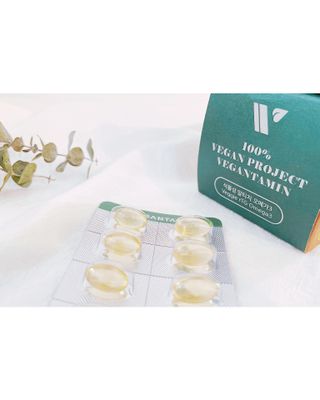 비건타민 식물성 알티지 오메가3 — 5점을 준 리뷰어가 2021년 3월 올린 사용 사진