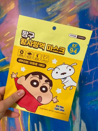 [숨그림]  덴탈마스크 짱구 우리아이 그리고 내가 쓰는 믿을수있는 케릭터 마스크  16종 — 5점을 준 리뷰어가 2021년 10월 올린 사용 사진