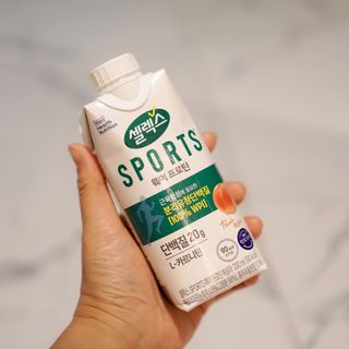 셀렉스스포츠 셀렉스 스포츠 웨이 프로틴 복숭아_ 330ml x 12팩 — 4점을 준 리뷰어가 2021년 10월 올린 사용 사진